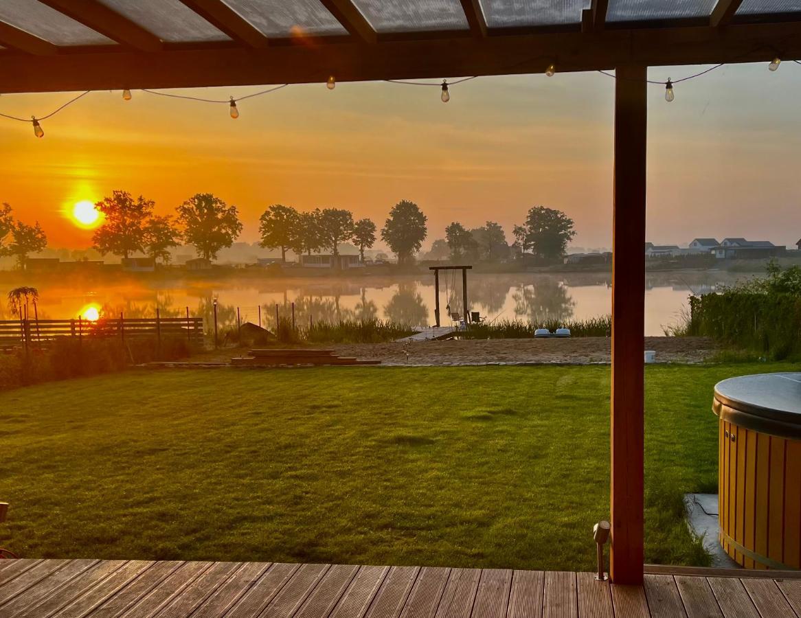 Relax House Nad Jeziorem Z Goraca Balia Βίλα Bieniowice Εξωτερικό φωτογραφία