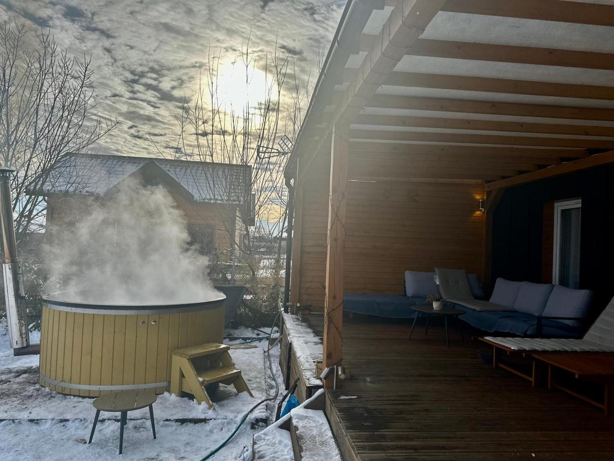 Relax House Nad Jeziorem Z Goraca Balia Βίλα Bieniowice Εξωτερικό φωτογραφία